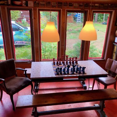 Chalet En Bois Rond Mauricie Saint-Alexis-des-Monts Exterior photo