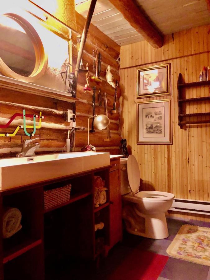 Chalet En Bois Rond Mauricie Saint-Alexis-des-Monts Exterior photo